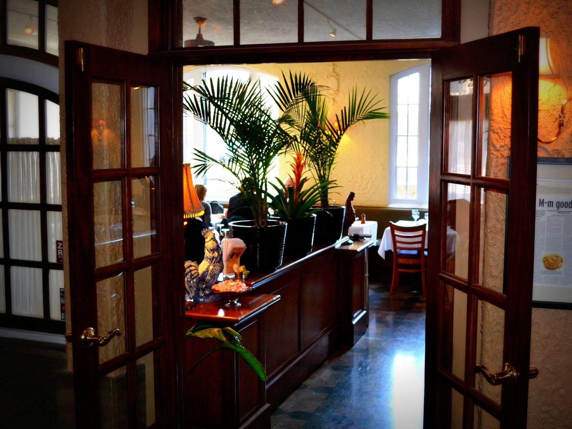 The Write Inn Hotel Оук Парк Екстериор снимка