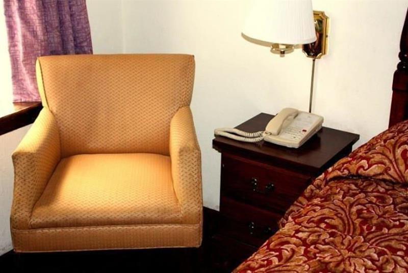 The Write Inn Hotel Оук Парк Екстериор снимка